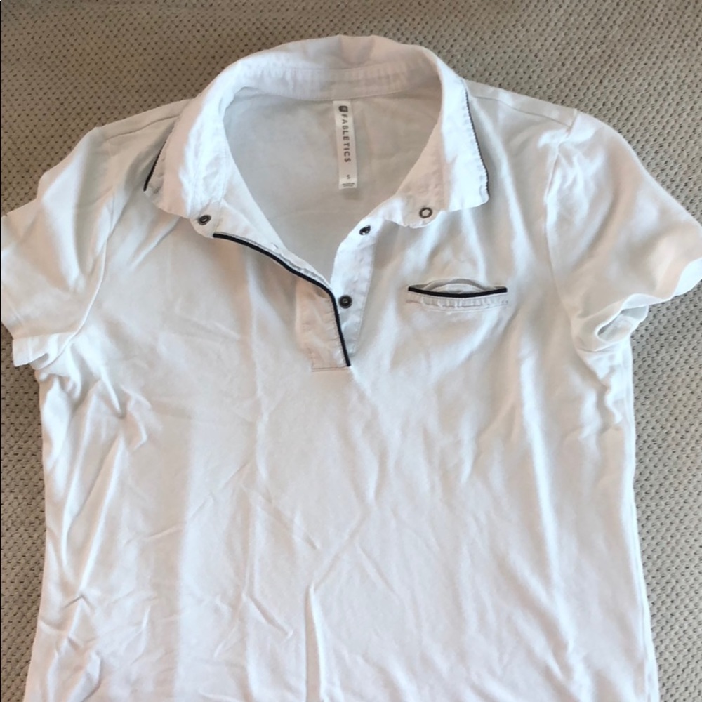 New Fabletics shirt. Size Small